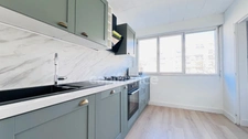 Dpt Finistère (29), à vendre QUIMPER Ouest - appartement rénové meublé T6 de 97 m² habitable - deux loggias -Cave
