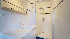 Finistère (29) – À vendre à PONT AVEN - Maison à vendre 6 pièces de 145 m² habitable et 230 m² utile - Terrain de 4 500 m² - Garage - Atelier - Serre.