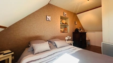 PLOEVEN (29) proche de PLOMODIERN - Maison à vendre de type 5 de 85 m² habitable 100 m² utile - Terrain de 248 m² - Dépendance. 