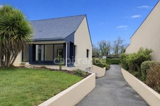  GOURIN (56) – Maison à vendre : 5 pièces, 122 m² habitables, garage, atelier, terrain de 815 m².