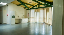  vendre ERGUE GABERIC (29) Local/bureau sur une parcelle de terrain de 10 000 m² 