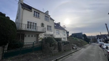 Département Finistère (29) – À vendre à Quimper : Maison T6 de 116 m² habitable (142 m² utiles) sur un terrain de 354 m² avec garage.