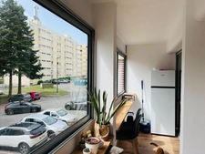Finistère (29) – À vendre à Quimper Ouest : appartement T5 meublé en colocation de 91,07 m² habitables avec cave.