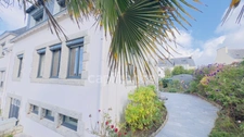 Quimper (Frugy) – Maison rénovée 165 m² habitable, avec studio indépendant, quartier résidentiel proche universités et commerces, fort potentiel locatif