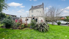 A VENDRE QUIMPER (29) - Immeuble de rapport sans copropriété avec 4 appartements d'une surface habitable de 220 m² - Terrain 600 m² 