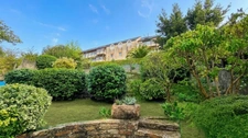  Finistère (29) – À vendre à Quimper centre : maison T5 de 124 m² habitable (182 m² utile ), sur un terrain de 398 m², avec sous-sol intégral et garage.