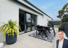 Dpt Finistère (29), à vendre QUIMPER Kerfeunteun appartement T3 situé au dernier étage de 59 m² habitable - Terrasse - Parking privé - Cave. 