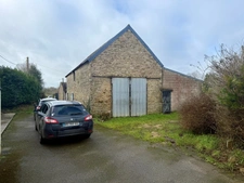 EXCLUSIVITÉ - BANNALEC - Maison de caractère rénovée 112,5 m² habitable - Deux dépendances - Terrain de 2 500 €