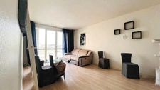 Dpt Finistère (29), A vendre QUIMPER Ouest, Appartement type 3 de 64 m² habitable avec trois balcons - Cave.