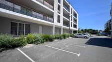 QUIMPER (29) Appartement de type 4 de 80,59 m² habitable - Terrasse - Balcon - 2 places de parking souterrain.