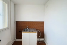 Département du Finistère (29), à vendre à QUIMPER, studio de 27,29 m² habitables  - Balcon - Cave.