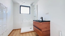 Dpt Finistère (29), à vendre CROZON centre appartement T3 de 57 m² Habitable - Balcon - Cave