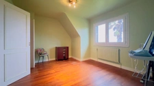 BRIEC (29) – Maison T6 à vendre 156 m² habitables – 242 m² utiles Sous-sol intégral Terrain de 1 547 m²