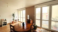 QUIMPER (29) — À VENDRE - Appartement T2 de 49 m² Au 3e étage avec ascenseur - Balcon - Cave.