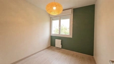 QUIMPER (29) — À VENDRE - Appartement T2 de 49 m² Au 3e étage avec ascenseur - Balcon - Cave.