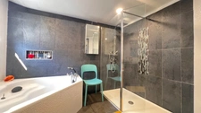 QUIMPER (29) - Appartement duplex type 5 de 173 m² habitable - Garage de 106 m² 