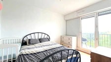 Dpt Finistère (29), à vendre QUIMPER appartement T4 de 77 m² habitable - Terrasse - 3 Balcons - Cave.