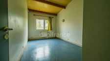  vendre ERGUE GABERIC (29) Local/bureau sur une parcelle de terrain de 10 000 m² 