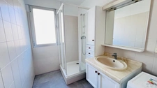 Dpt Finistère (29), à vendre QUIMPER Ouest - appartement rénové meublé T6 de 97 m² habitable - deux loggias -Cave