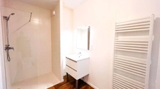 Dpt Finistère (29), à vendre QUIMPER appartement T2 dernier étage de 33 m² habitable - Box - Parking souterrain.