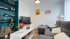 QUIMPER-Sud, rue du Léon (Quartier Prat-Maria), appartement de type T5 modifié en T4 de plus de 83 m² habitable, situé au 7ème étage sur 8 avec ascenseur, une loggia et une cave.