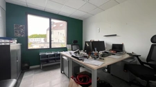 Local/bureau à vendre QUIMPER - 670 m² - Parking  Quartier Ty Pont Kerroué