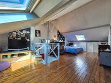 A vendre ETAMPES (91), Proche centre-ville, Charmante Meulière de 5 pièces sur sous-sol avec cour et garage.