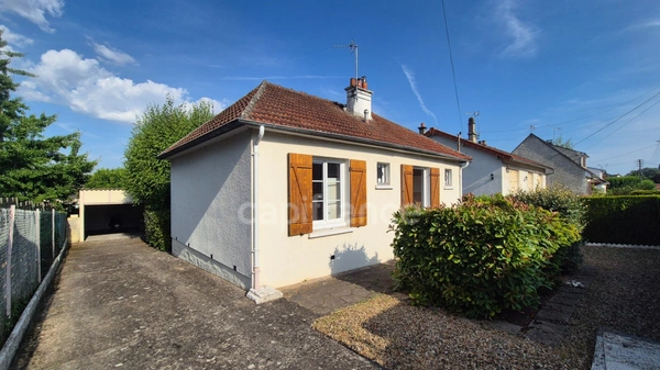 Maison individuelle à vendre 3 pièces ETAMPES (91) – Quartier Saint-Pierre – Terrain clos de 591 m² – Garage – Fort potentiel