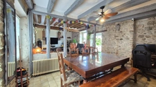 Maison à vendre 5 pièces  (91)MONNERVILLE– Maison en pierre avec dépendances et cave