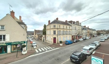 Appartement à vendre - 3 pièces avec Terrasse, Stationnement et Local de rangement à ETAMPES (91) 