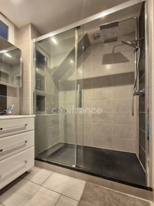 Appartement à vendre - 3 pièces avec Terrasse, Stationnement et Local de rangement à ETAMPES (91) 
