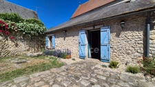 Maison à vendre 5 pièces  (91)MONNERVILLE– Maison en pierre avec dépendances et cave