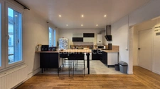Appartement à vendre - 3 pièces avec Terrasse, Stationnement et Local de rangement à ETAMPES (91) 