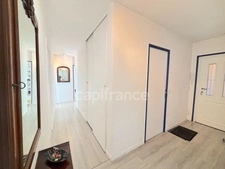 Appartement à vendre 4 pièces MOUGINS (06)