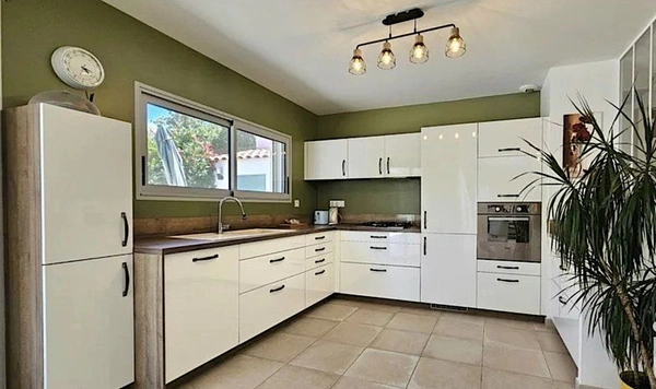 Maison à vendre 5 pièces LA ROQUETTE SUR SIAGNE (06)