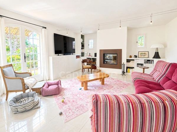 Maison à vendre 5 pièces MOUANS SARTOUX (06)