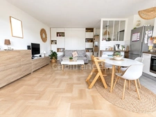 Appartement à vendre 2 pièces MOUGINS (06)