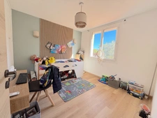Appartement à vendre 4 pièces MOUGINS (06)