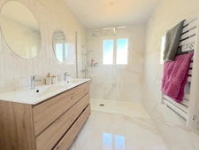 Appartement à vendre 4 pièces MOUGINS (06)