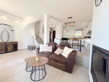 Maison à vendre 4 pièces MOUGINS (06)