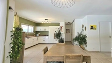 Maison à vendre 5 pièces LA ROQUETTE SUR SIAGNE (06)