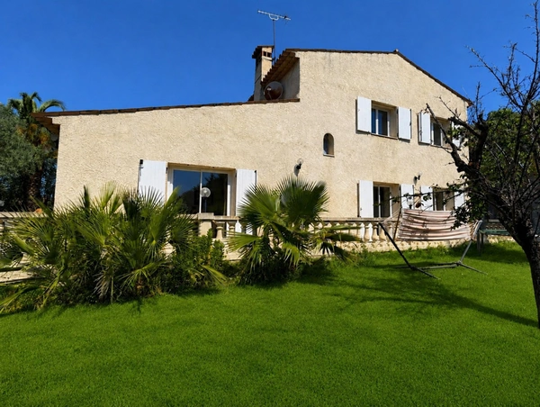 Maison à vendre 5 pièces MOUANS SARTOUX (06)