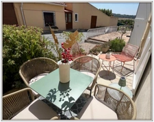 Dpt Aude (11), à vendre OUVEILLAN ensemble immobilier