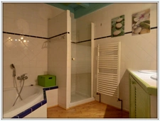 Dpt Aude (11), à vendre OUVEILLAN ensemble immobilier