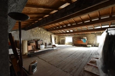 Dpt Aude (11), à vendre COURSAN immeuble 