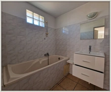 Maison à vendre : 2 logements indépendants NARBONNE (11)