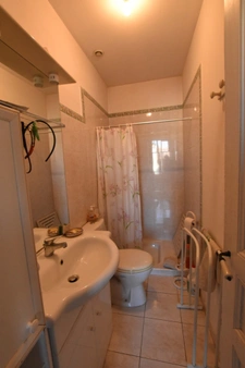 Dpt Aude (11), à vendre COURSAN immeuble 