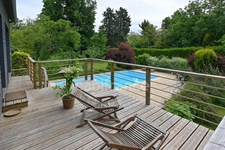 Ile de Vaux sur Seine - Maison 7 pièces de 186m2, 4 chambres, dépendance et piscine; sur terrain de 1912m2.