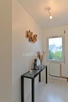 Houilles (78800) - Maison contemporaine 8 pièces, 5 chambres de 174 m², proche centre-ville