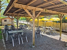 À CÉDER – BAR-RESTAURANT AU CŒUR DU MASSIF DES BAUGES